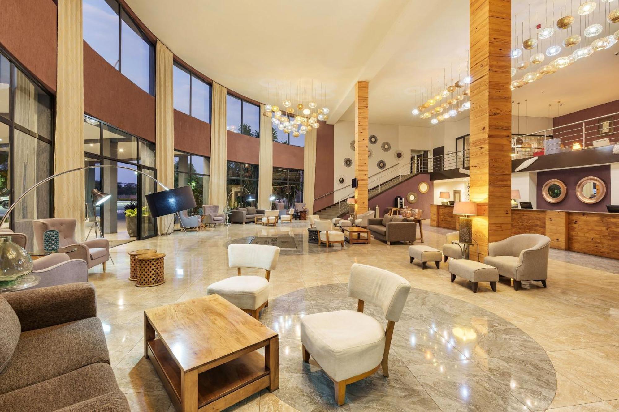 Protea Hotel By Marriott Ndola Exterior foto
