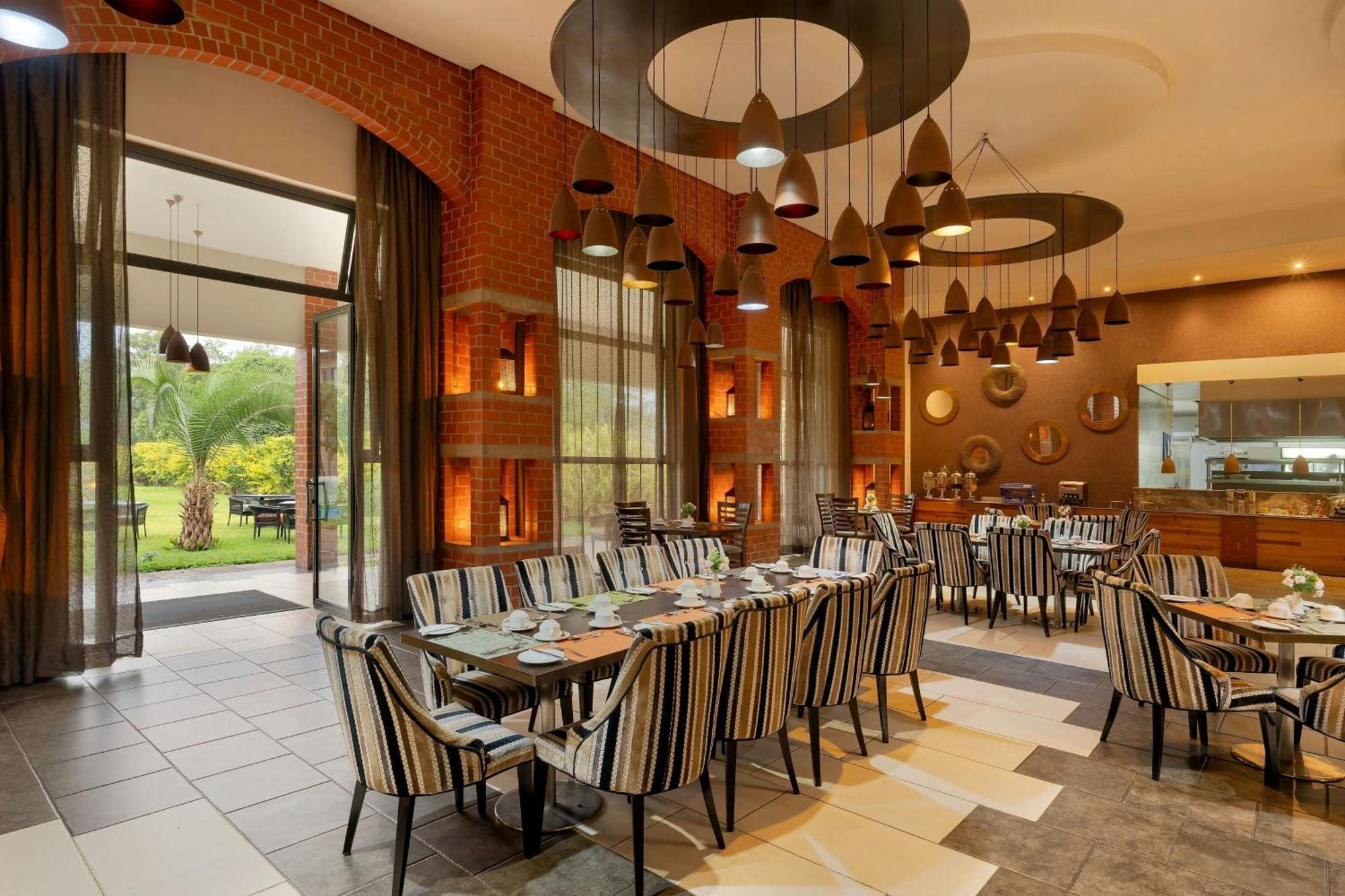 Protea Hotel By Marriott Ndola Exterior foto